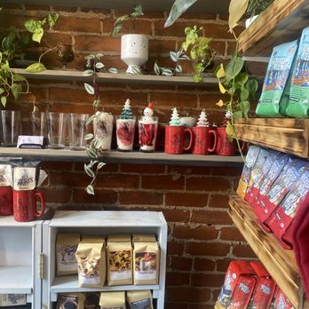 Raven's Nest - Inside - Breakfast & Brunch Near Me - Culpeper, Virginia