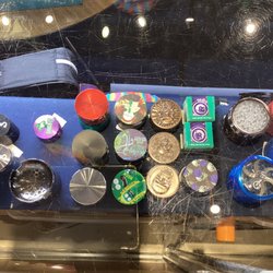 Ronjos Vape & Smoke Shop - Assortment of grinders