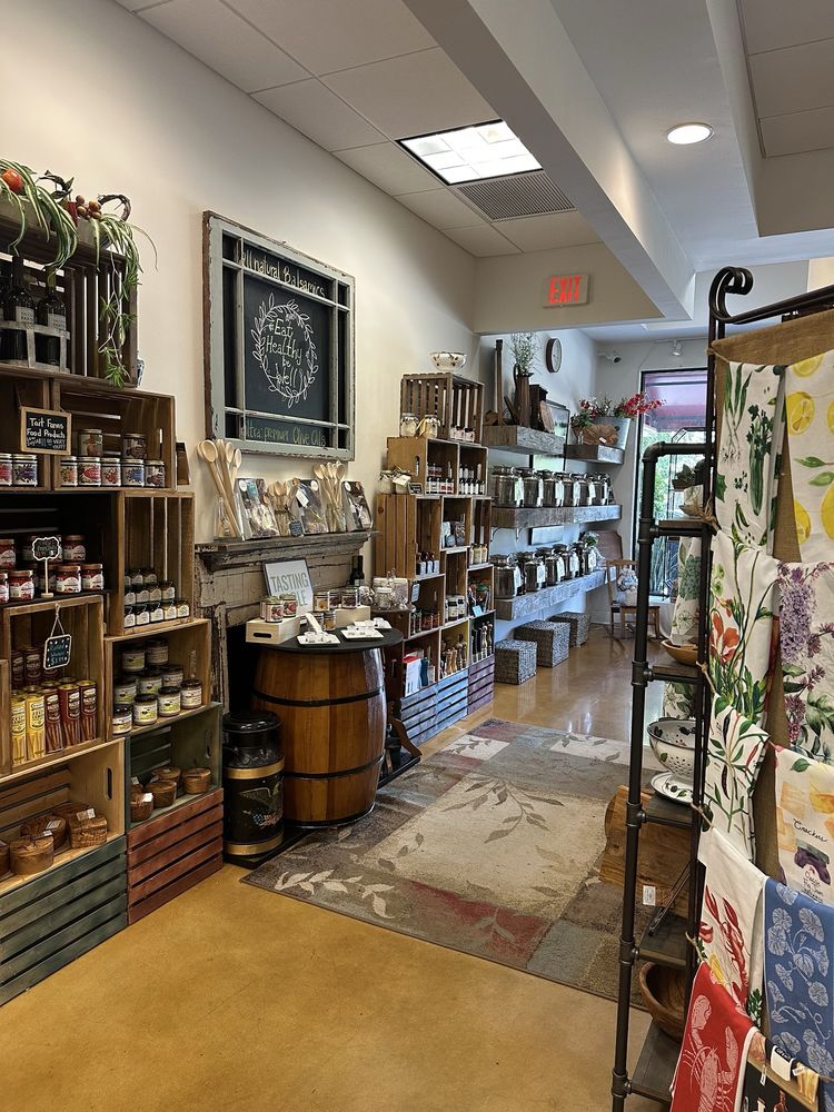 The Olive Pantry Logo