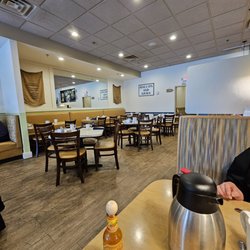 Reveille Coffeehouse Cafe - Dining Room