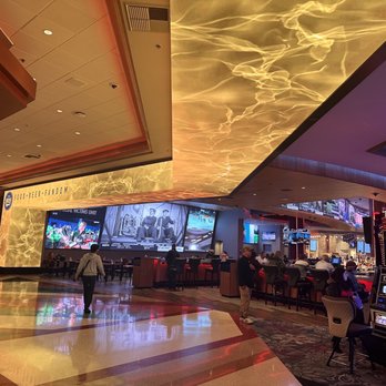 The 909 - Look at those screens! - Sports Bars Near Me - Highland, California The 909 - Look at those screens! - Sports Bars Near Me - Highland, California