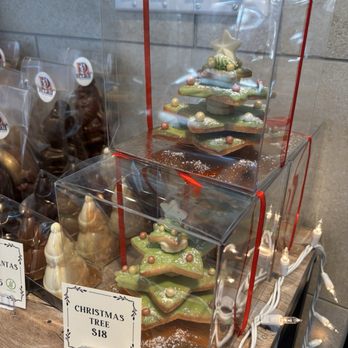 ID-Eclair - Bakeries Near Me - Pasadena, California