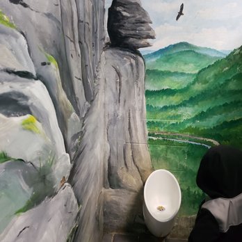 Chimney Rock State Park - Painted bathrooms - Parks Near Me - Chimney Rock, North Carolina Chimney Rock State Park - Painted bathrooms - Parks Near Me - Chimney Rock, North Carolina
