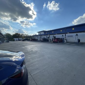 Caliber Car Wash - Many vacuum stations - Car Wash Near Me - Grapevine, Texas