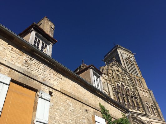 Basilique de Vézelay by null