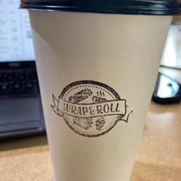 Wrap and roll logo Wrap and roll logo
