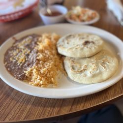 El Pulgarcito - Pupusas Combo: Chicharon and Beans