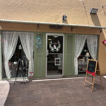 Freebird Shoppe - Home Decor Near Me - Tucson, Arizona