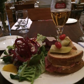 Lakeview Signature - Ruben & House Salad - Hotels Near Me - Winnipeg, Manitoba Lakeview Signature - Ruben & House Salad - Hotels Near Me - Winnipeg, Manitoba