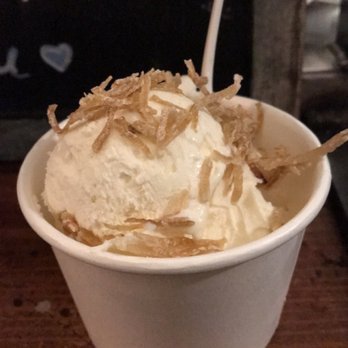 à la minute - Lemon curd ice cream with candied lemon zest! - Ice Cream & Frozen Yogurt Near Me - Redlands, California à la minute - Lemon curd ice cream with candied lemon zest! - Ice Cream & Frozen Yogurt Near Me - Redlands, California