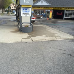 John’s Gas