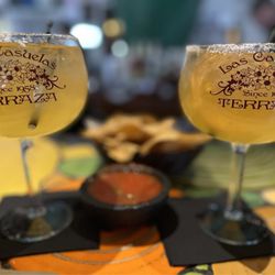 Las Casuelas Terraza - Top shelf Cadillac margaritas