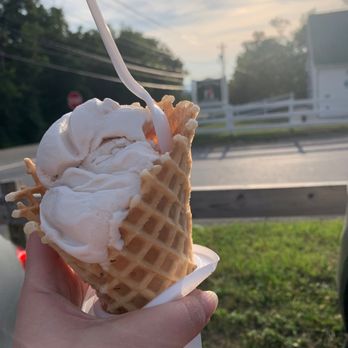Bellvale Farms Creamery - Lavender honey ice cream - Ice Cream & Frozen Yogurt Near Me - Warwick, New York Bellvale Farms Creamery - Lavender honey ice cream - Ice Cream & Frozen Yogurt Near Me - Warwick, New York
