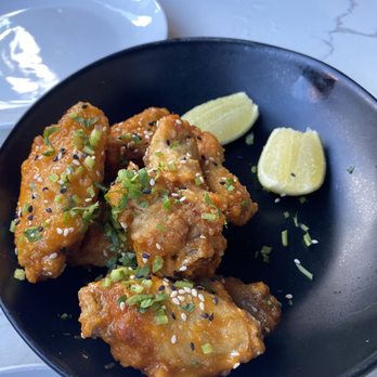 The Warbler - Chicken Wings - Pasta Shops Near Me - Chicago, Illinois