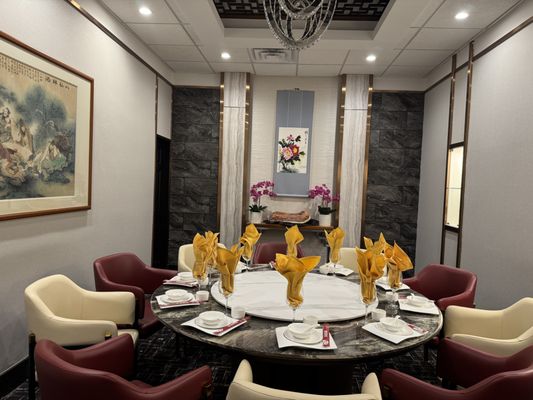 Fung's Kitchen by null