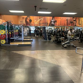 LA Fitness - Trainers Near Me - Pawtucket, Rhode Island