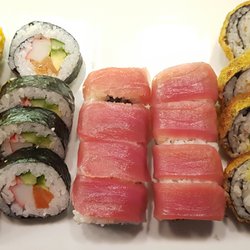 You Me - 633. TUNA ROLL MENÜ für 2 Pers.30 Stk. 17,90€