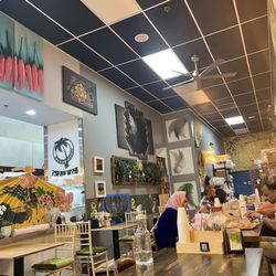 Goi Express Thai - Inside restaurants