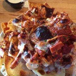 California Dreaming - BBQ Chicken Nachos