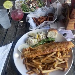 Fish fry! Strawberry margaritas:) Fish fry! Strawberry margaritas:)
