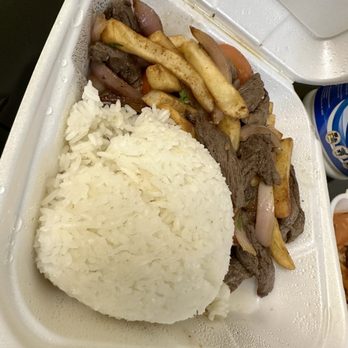El Pollo Imperial - Lomo Saltado (2 stars) - Peruvian Near Me - Long Beach, California