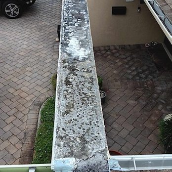 RGR Rod Guy Roofer - Top front of columns before - Roofing Near Me