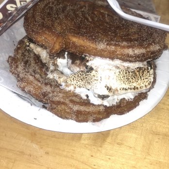 Xurro - S'mores churro - Desserts Near Me - Chicago, Illinois