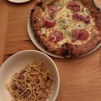 Prato - Mustard Spaghettini Cacio E Pepe Fiorentina Pizza - Pizza Near Me - Winter Park, Florida Prato - Mustard Spaghettini Cacio E Pepe Fiorentina Pizza - Pizza Near Me - Winter Park, Florida