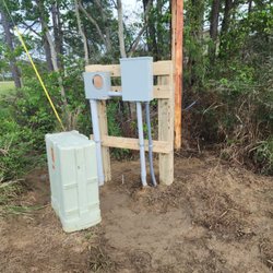 Orange Beach Power Pedestal for Twice The Ice Machine.