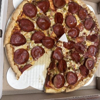 Summit Pizza - Dan's request pizza - Pizza Near Me - Garden City, Utah Summit Pizza - Dan's request pizza - Pizza Near Me - Garden City, Utah