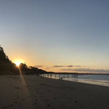 Enzo's on the Beach - Restaurants Near Me - Hervey Bay, QLD