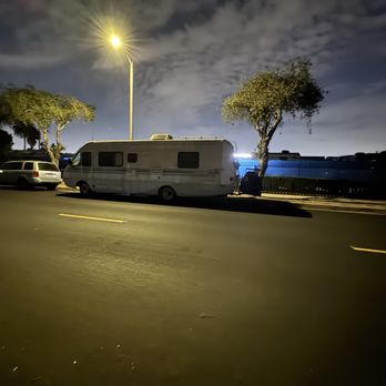 Silver RV Park - RV on the street. Why? This is bringing down the surrounding neighborhood. - RV Parks Near Me - Harbor City, California