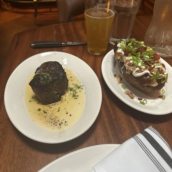 Gin Gin's - Filet and baked potato - Cocktail Bars Near Me - Grand Rapids, Michigan Gin Gin's - Filet and baked potato - Cocktail Bars Near Me - Grand Rapids, Michigan