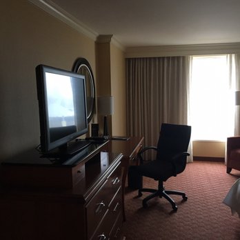 Baltimore Marriott Waterfront - Tv and desk - Hotels Near Me - Baltimore, Maryland Baltimore Marriott Waterfront - Tv and desk - Hotels Near Me - Baltimore, Maryland