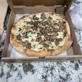 TriBecca Allie Cafe - Pizza Near Me - Sardis, Mississippi