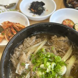 Bulgogi hot pot with clear noodles Bulgogi hot pot with clear noodles