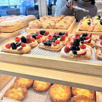 Paris Baguette - Pastries - Bakeries Near Me - Hayward, California