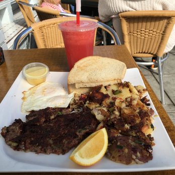 Honey's Bistro - Breakfast & Brunch Near Me - Encinitas, California