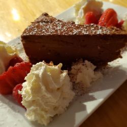 Fluid Bar & Grill - Frangelico coffee cheesecake (Ask your server for the flavour)
