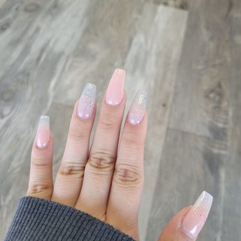 Letto Nails - Nail Salons Near Me - Lakewood, California