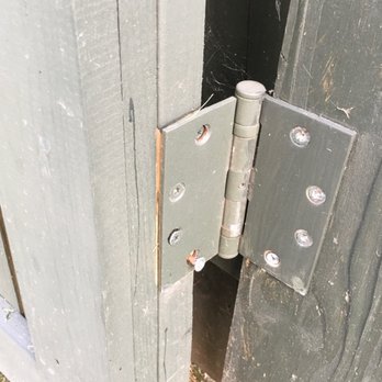Long Fence - loose screws on gate hinge - Fences & Gates Near Me - Chantilly, Virginia