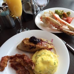 Eggs Benedict