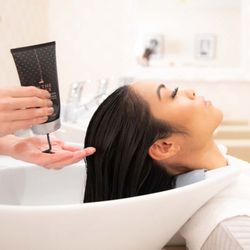 Drybar Carmel at Clay Terrace