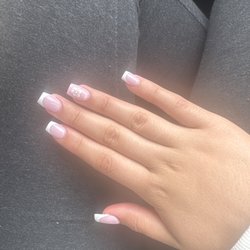 Golden's Nail Spa