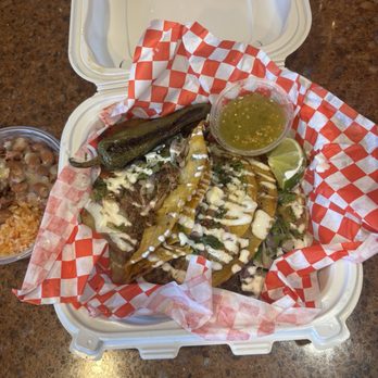 Birria Boys - 3 Birria tacos, rice, beans, consumee - Tacos Near Me - Elk Grove, California Birria Boys - 3 Birria tacos, rice, beans, consumee - Tacos Near Me - Elk Grove, California