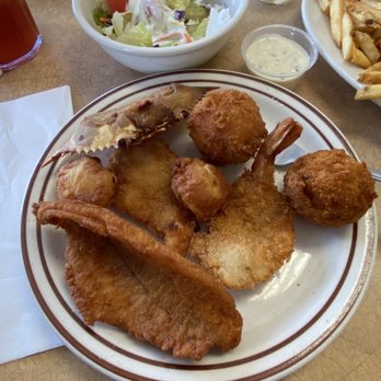 White River Fish Market - Fried combo platter - Seafood Near Me - Tulsa, Oklahoma White River Fish Market - Fried combo platter - Seafood Near Me - Tulsa, Oklahoma