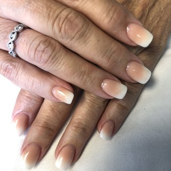 Diva's Nails - Nails by Mia - Nail Salons Near Me - Burbank, California