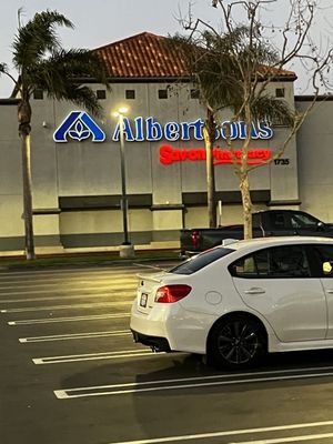 Albertsons by null
