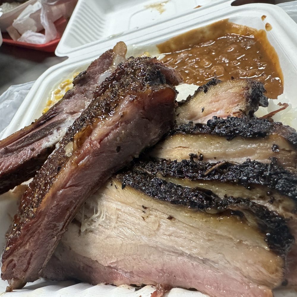 Sunset Texas Barbecue - Pork belly plate and 2x pork ribs - Barbeque Near Me - Honolulu, Hawaii Sunset Texas Barbecue - Pork belly plate and 2x pork ribs - Barbeque Near Me - Honolulu, Hawaii