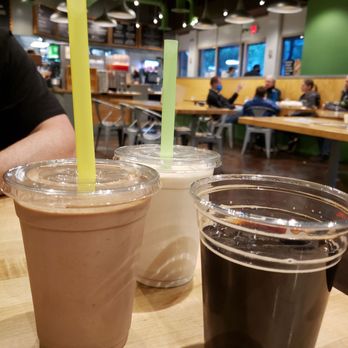 Big Buns - Nutella and peanut butter boozy shakes and old ox porter - Burgers Near Me - Arlington, Virginia Big Buns - Nutella and peanut butter boozy shakes and old ox porter - Burgers Near Me - Arlington, Virginia